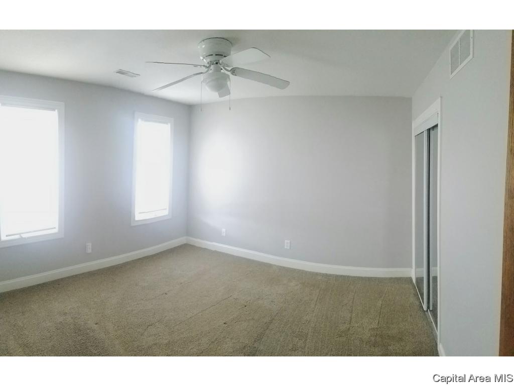 3564 Benbrook Drive Springfield, IL 62711 - Photo 21 of 28 Gallery Image 21