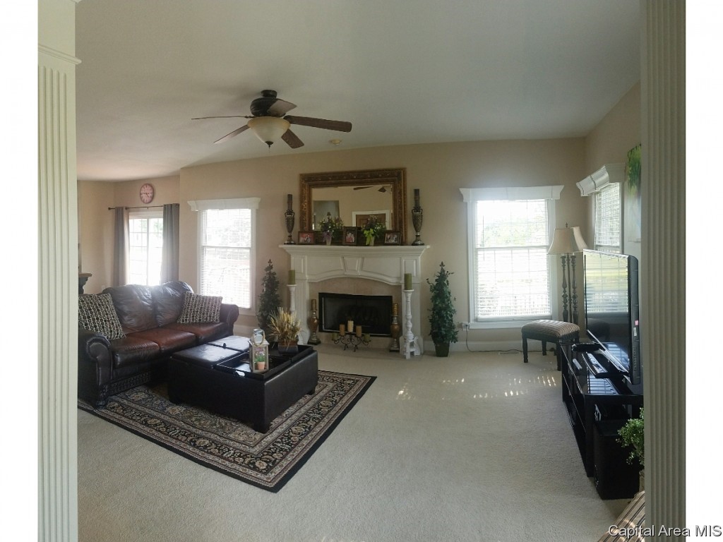 3564 Benbrook Drive Springfield, IL 62711 - Photo 8 of 28 Gallery Image 8