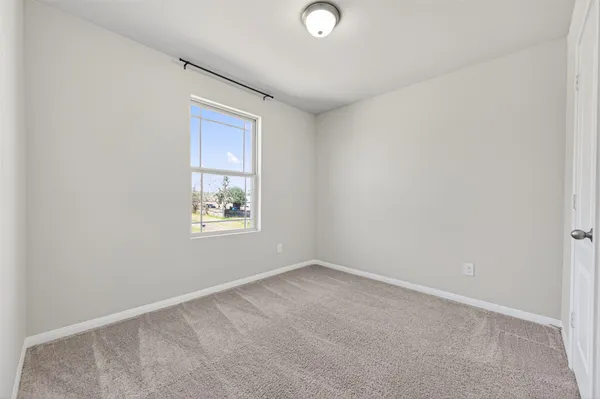 $2,200 | 940 21st Street, Hempstead, TX 77445