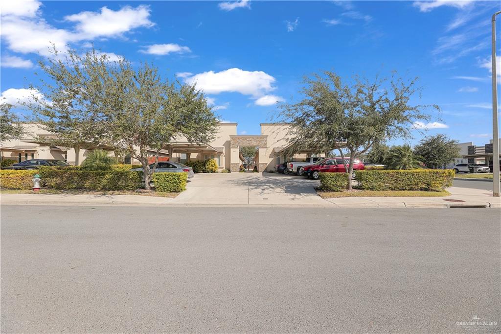 1017 East Myrtle Beach Avenue McAllen, TX 78503 - Photo 2 of 18 a view of street with a houses