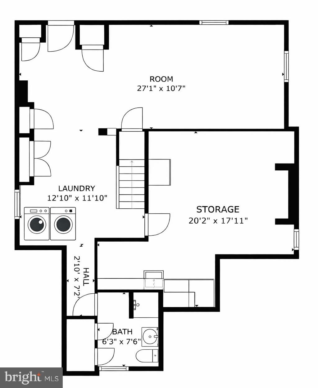 2904 Topaz Road Parkville, MD 21234 - Photo 7 of 10 Spacious layout with versatile living areas.