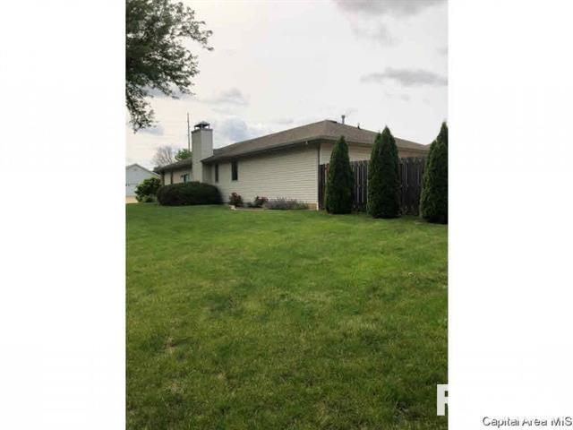 3196 Otter Lane Springfield, IL 62712 - Photo 35 of 36 Gallery Image 35