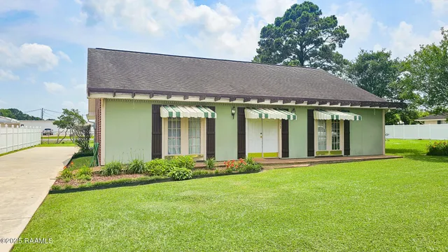 $179,000 | 113 Jeanne Street, Eunice, LA 70535