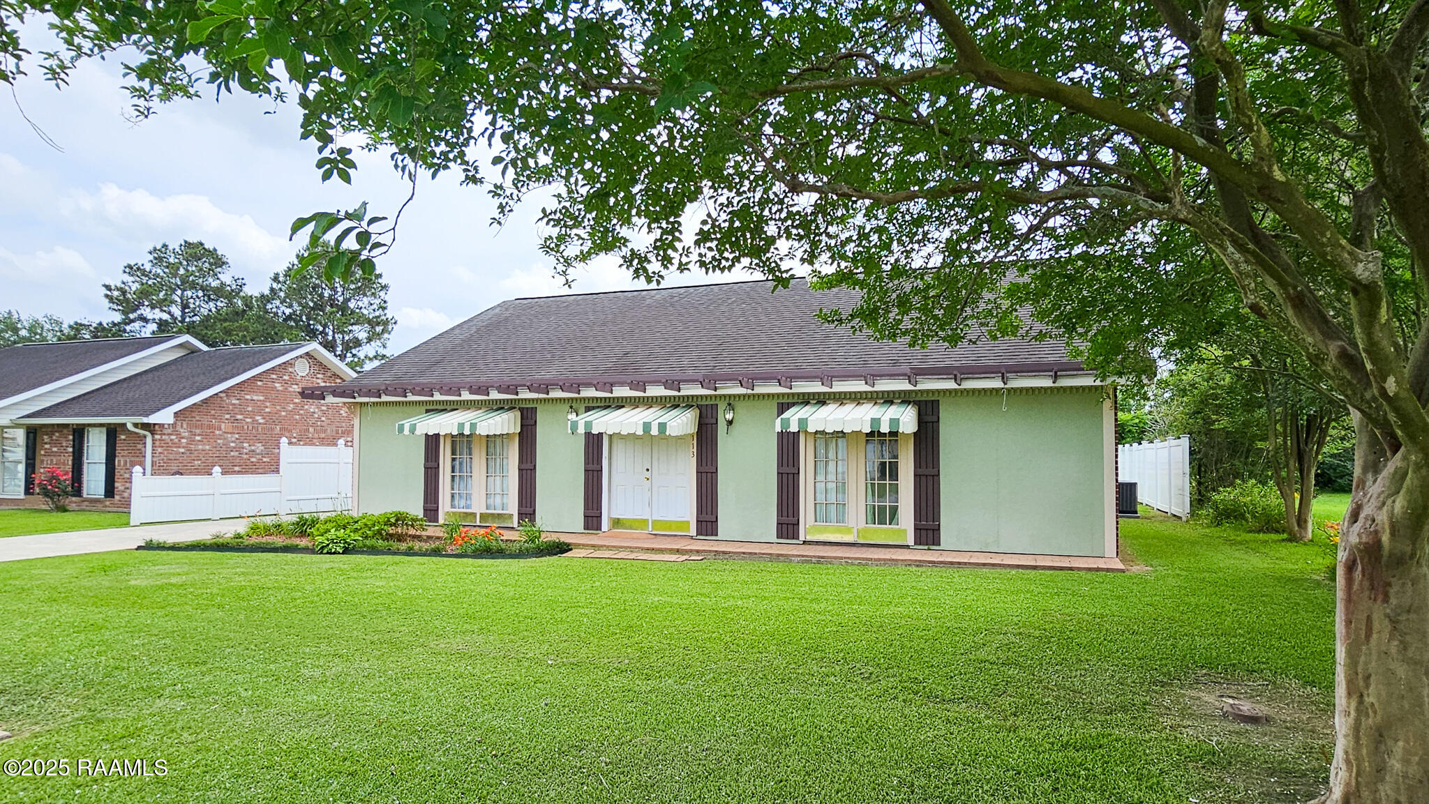 113 Jeanne Street Eunice, LA 70535 - Photo 4 of 32 20250520_134928