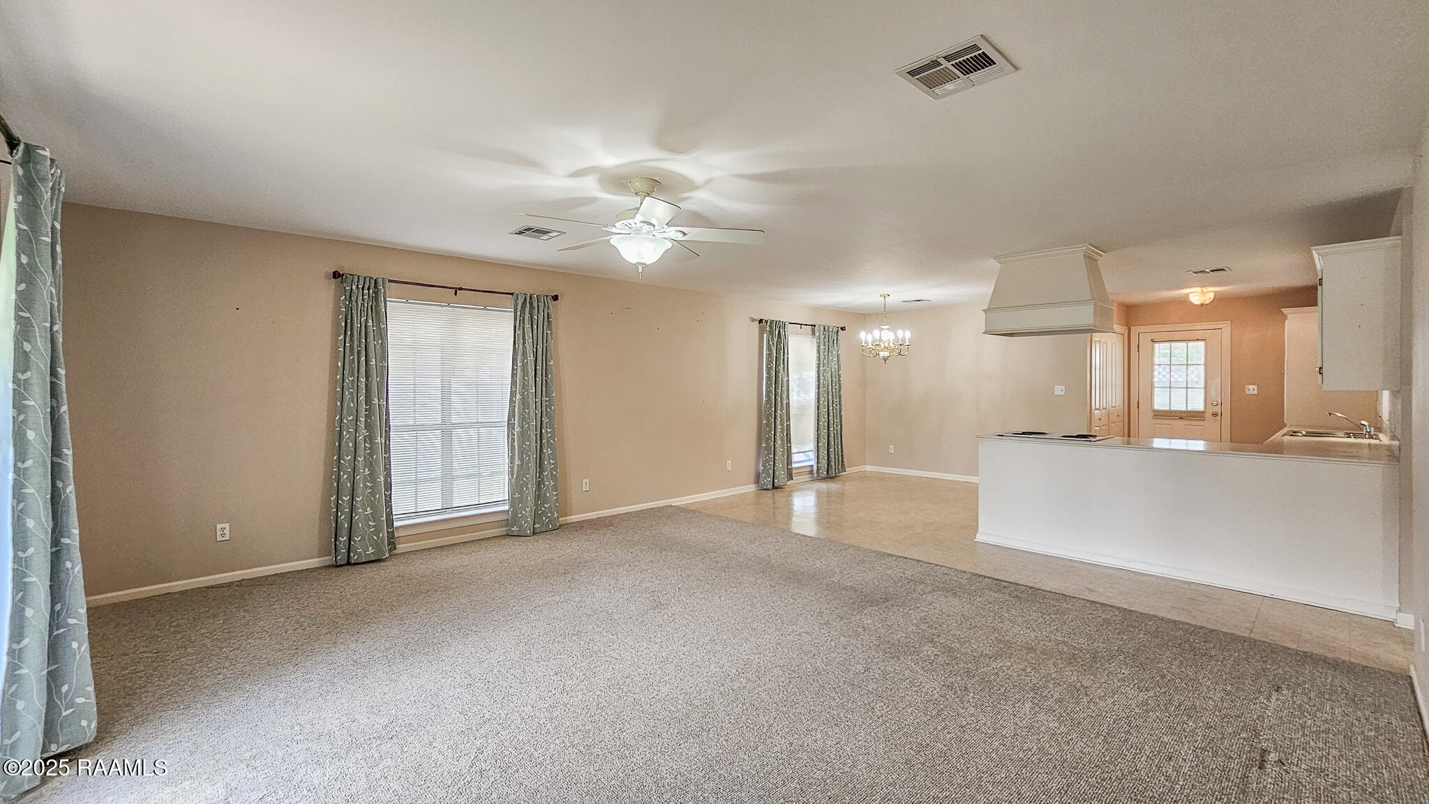 113 Jeanne Street Eunice, LA 70535 - Photo 7 of 32 20250520_140926