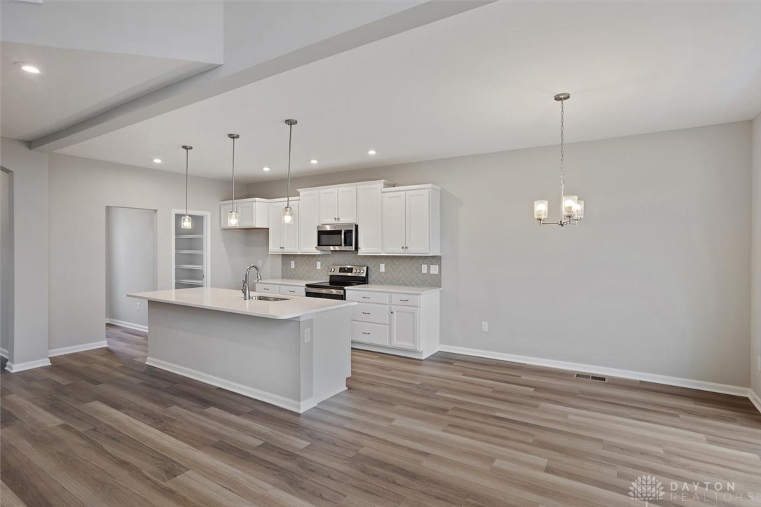 3652 Persimmon Ridge Place Bellbrook, OH 45305 - Photo 11 of 29 Gallery Image 11