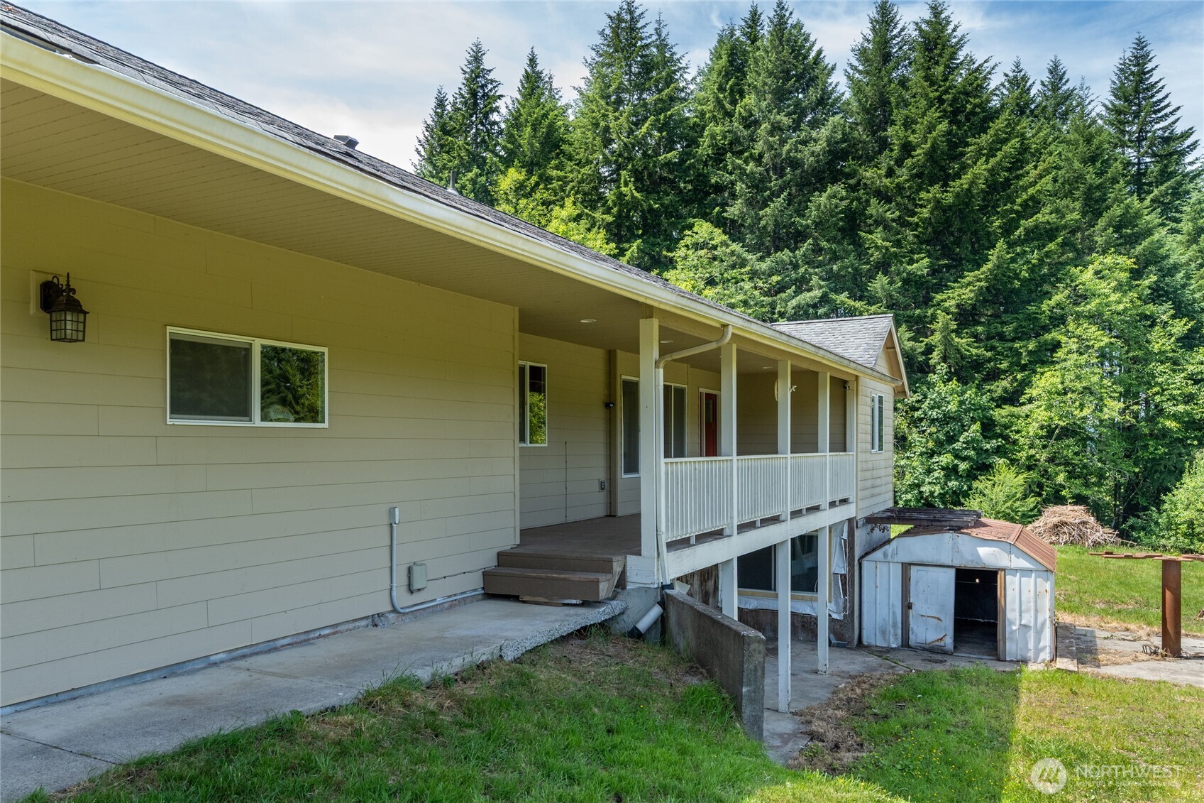 521 Bodine Road Kelso, WA 98626 - Photo 5 of 36