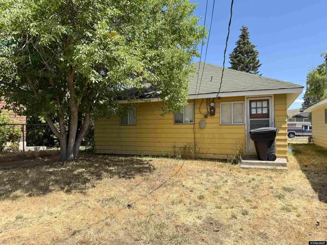 $140,000 | 1017 Sage Avenue, Kemmerer, WY 83101
