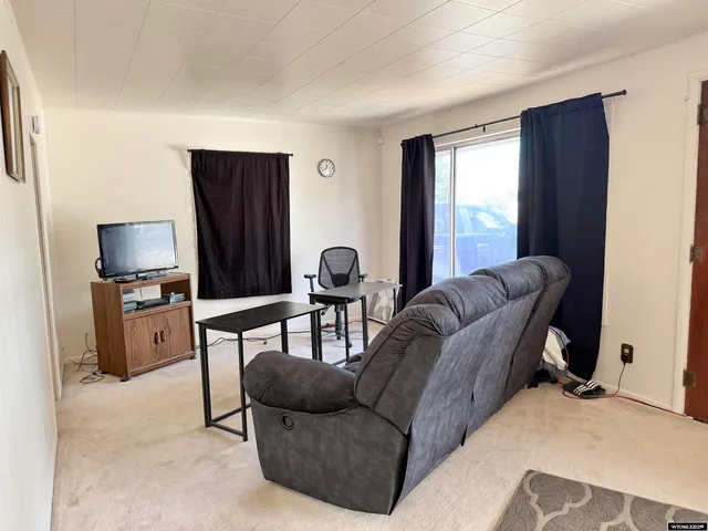 $140,000 | 1017 Sage Avenue, Kemmerer, WY 83101