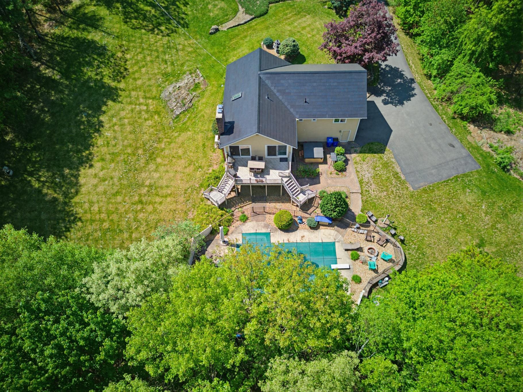 54 Schaefer Circle Hudson, NH 03051 - Photo 45 of 53 Gallery Image 45