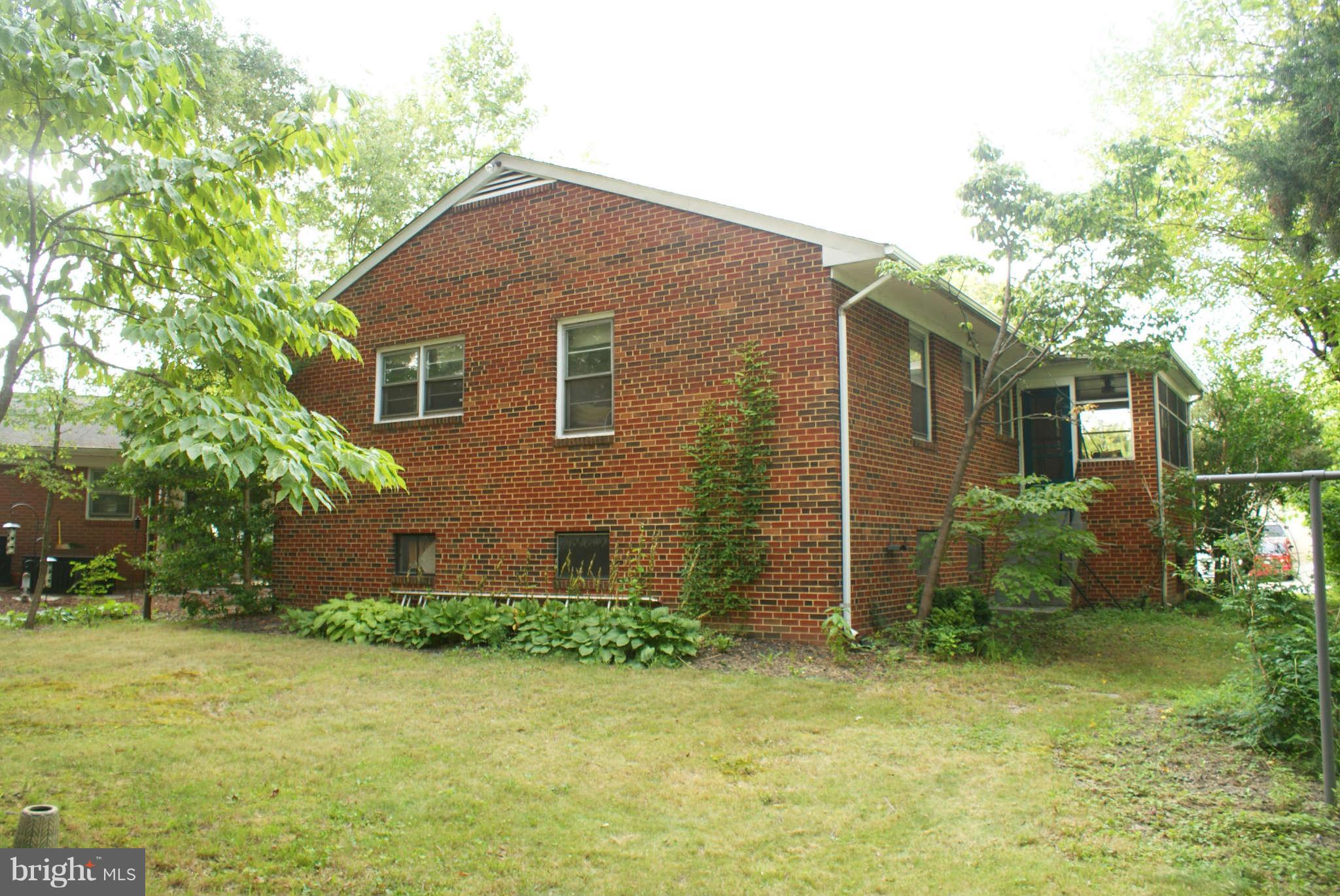 610 Park Avenue Laurel, MD 20707 - Photo 3 of 3 front view of a house with a yard