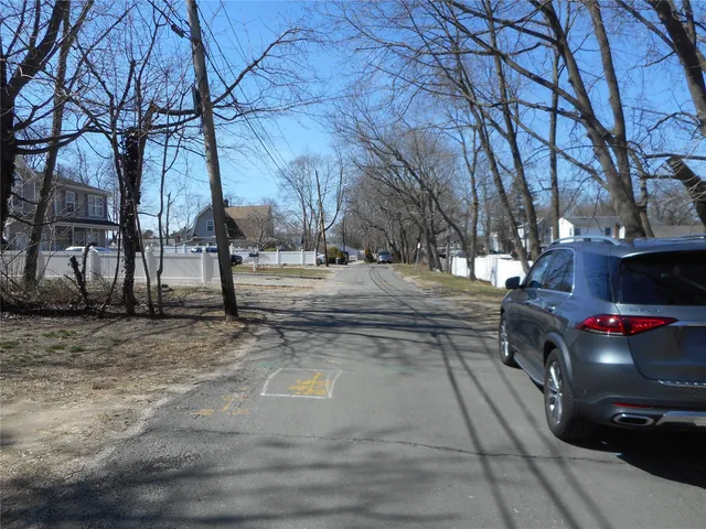 $225,000 | 45 Brewster Lane, Amityville, NY 11701