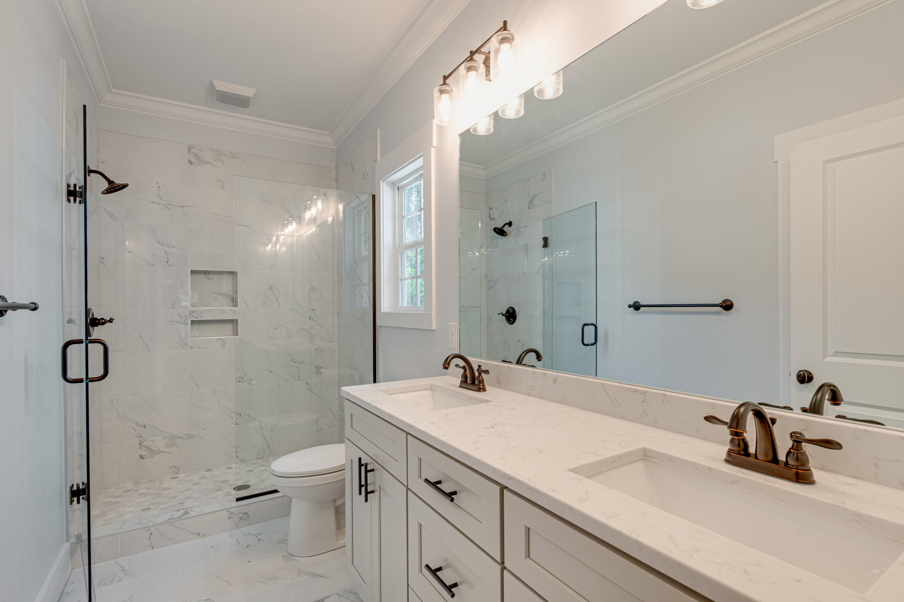 1020 Fernway Road Chattanooga, TN 37405 - Photo 15 of 27 1020 Fernway Rd interior-7