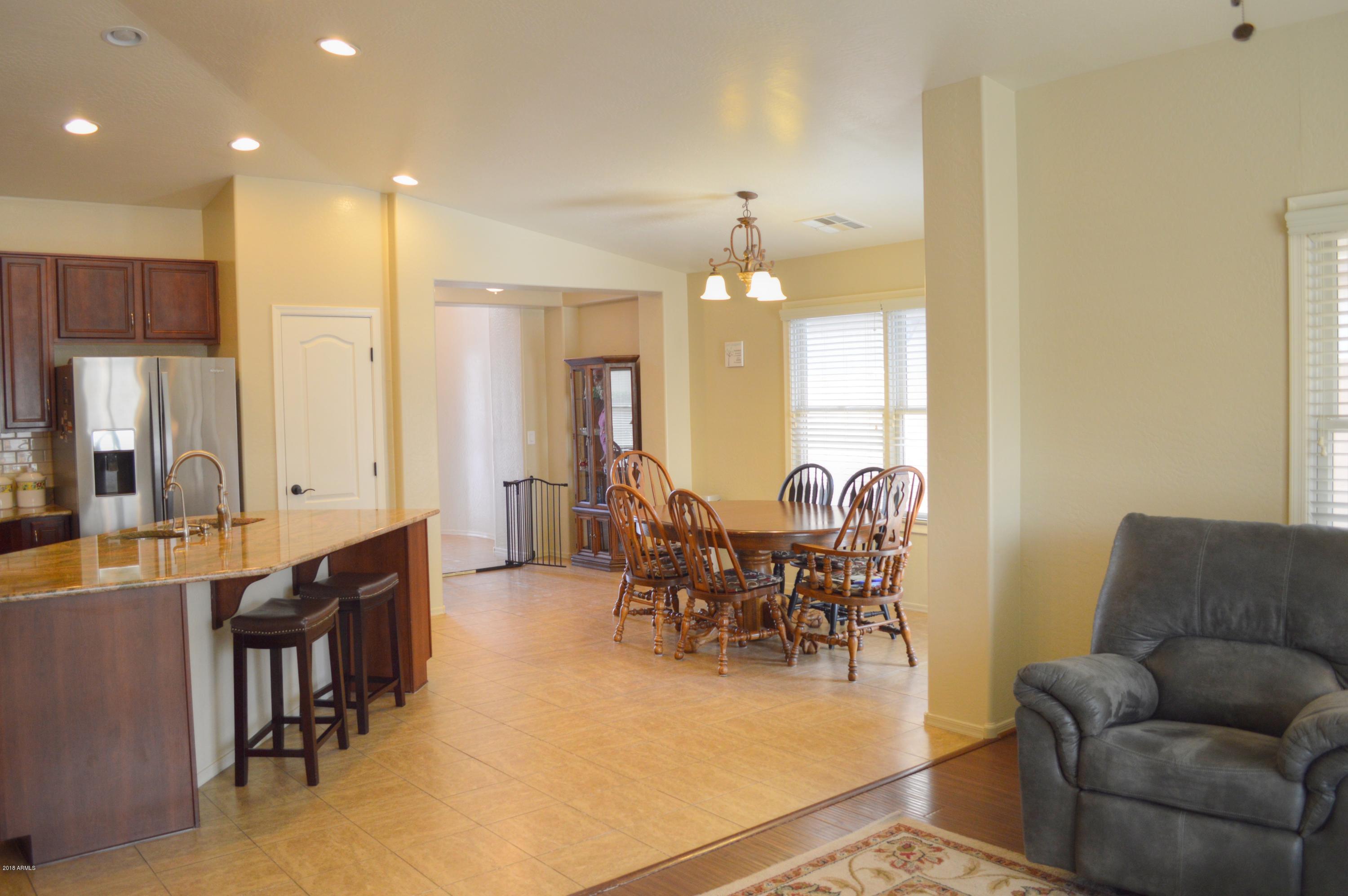 18249 West Bridger Street Surprise, AZ 85388 - Photo 16 of 32 Bridger living