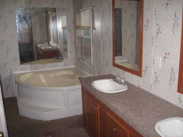 3621 West Georgia Road Pelzer, SC 29669 - Photo 7 of 18
