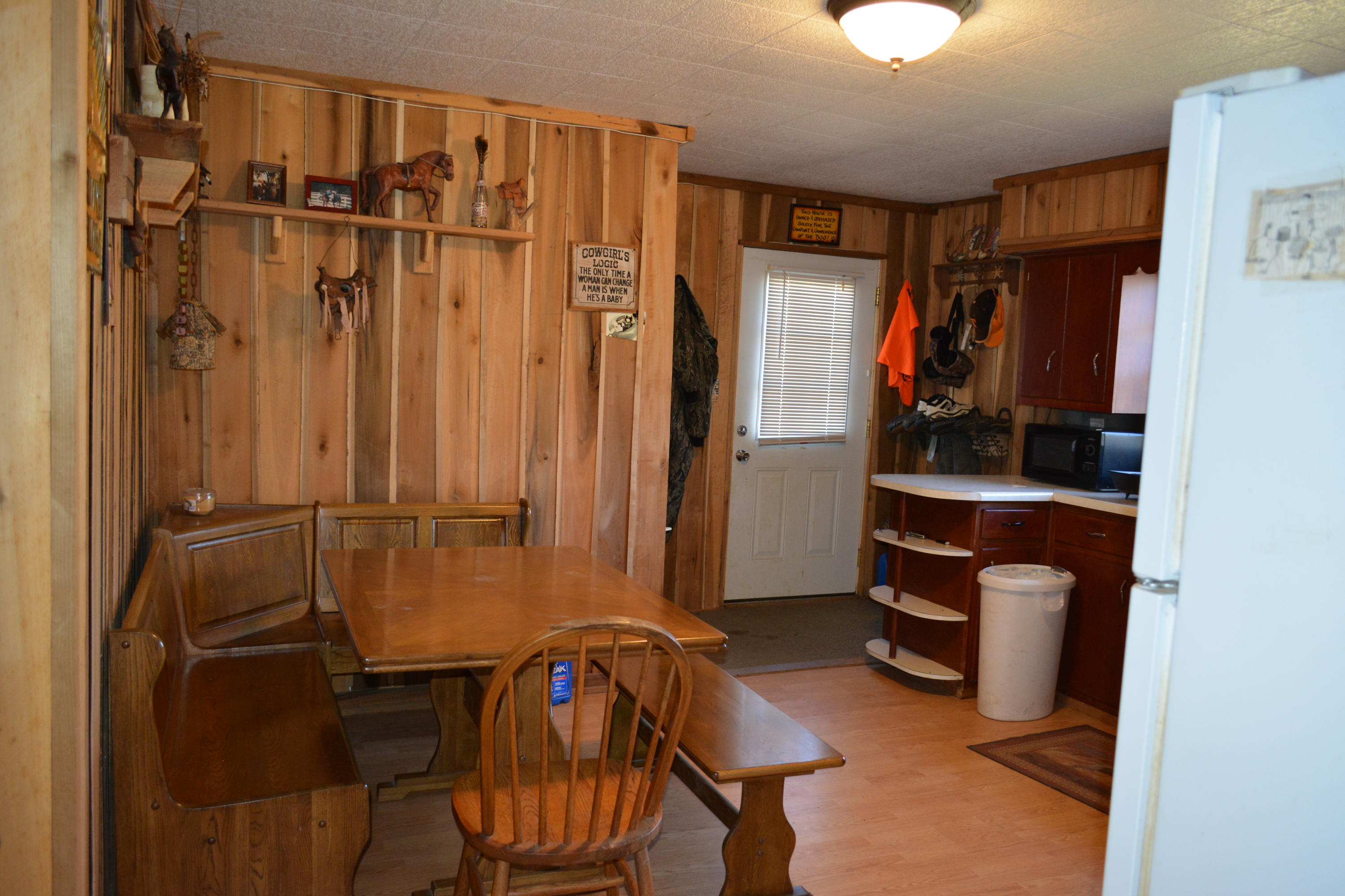 7600 Caney Valley Road Tazewell, TN 37879 - Photo 5 of 41 DSC_0054