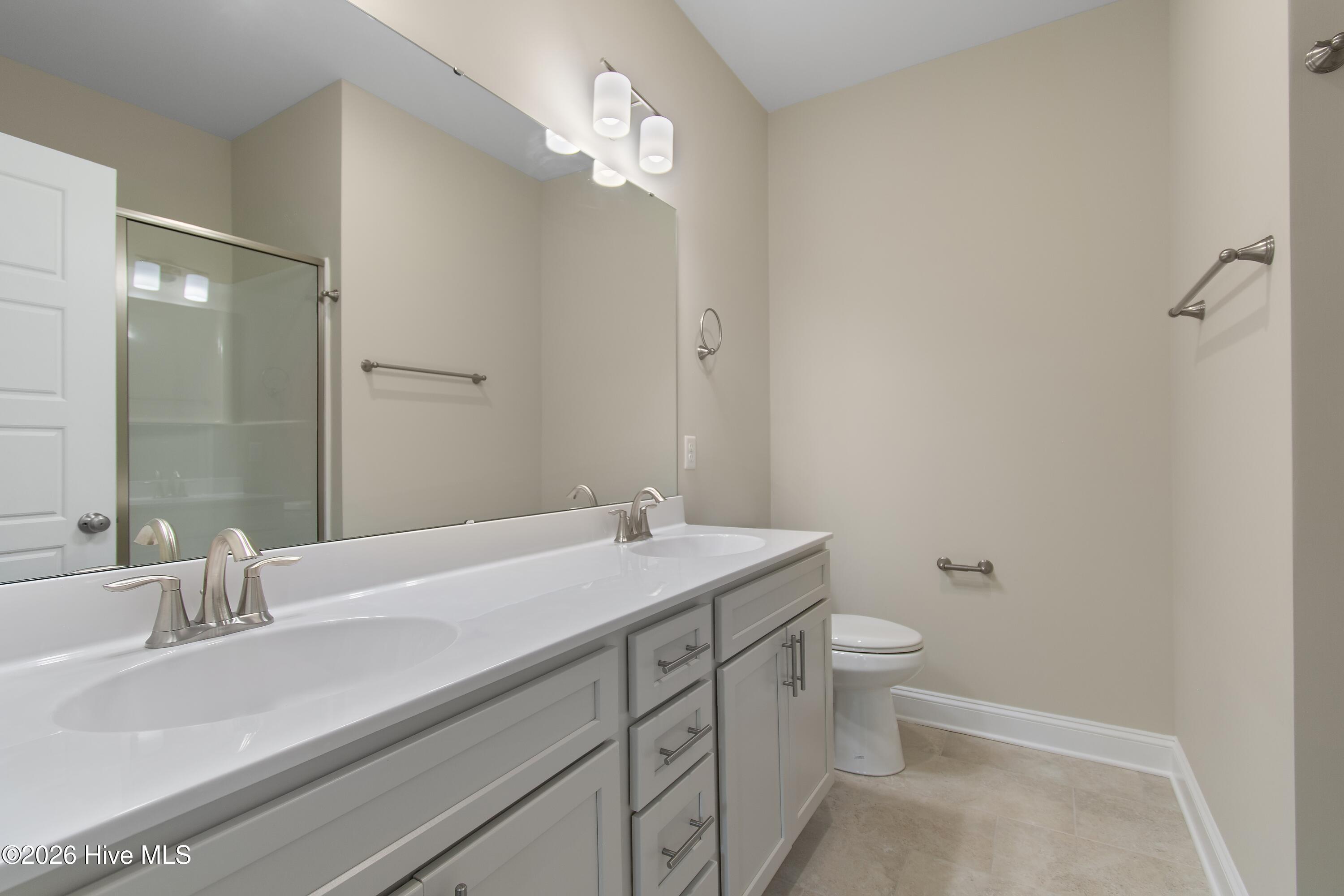 184 Elm Road Southport, NC 28461 - Photo 23 of 64 Master Bath