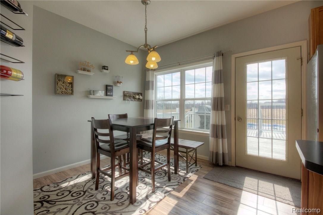 10575 Mason Road Fowlerville, MI 48836 - Photo 6 of 34 930A6421_2_3_preview.jpeg