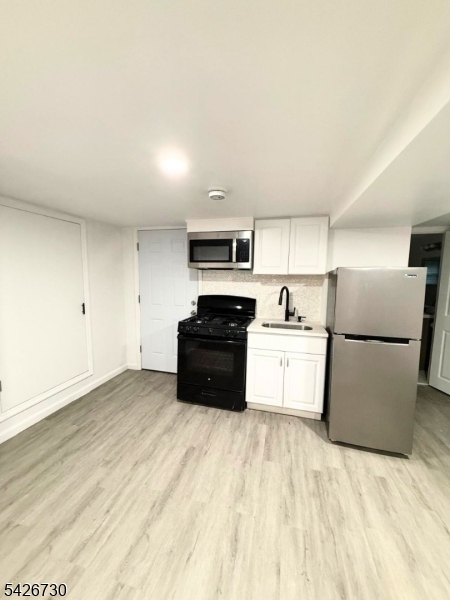 186 3rd Street, Unit 1 Newark, NJ 07107 - Photo 15 of 20