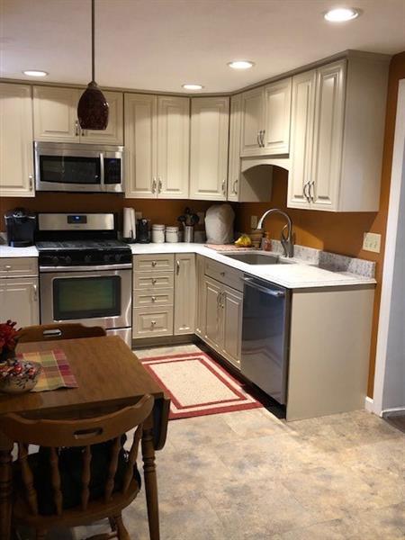 111 Williams Street Springdale, PA 15144 - Photo 6 of 24 Gallery Image 6