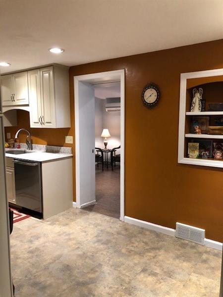 111 Williams Street Springdale, PA 15144 - Photo 10 of 24 Gallery Image 10
