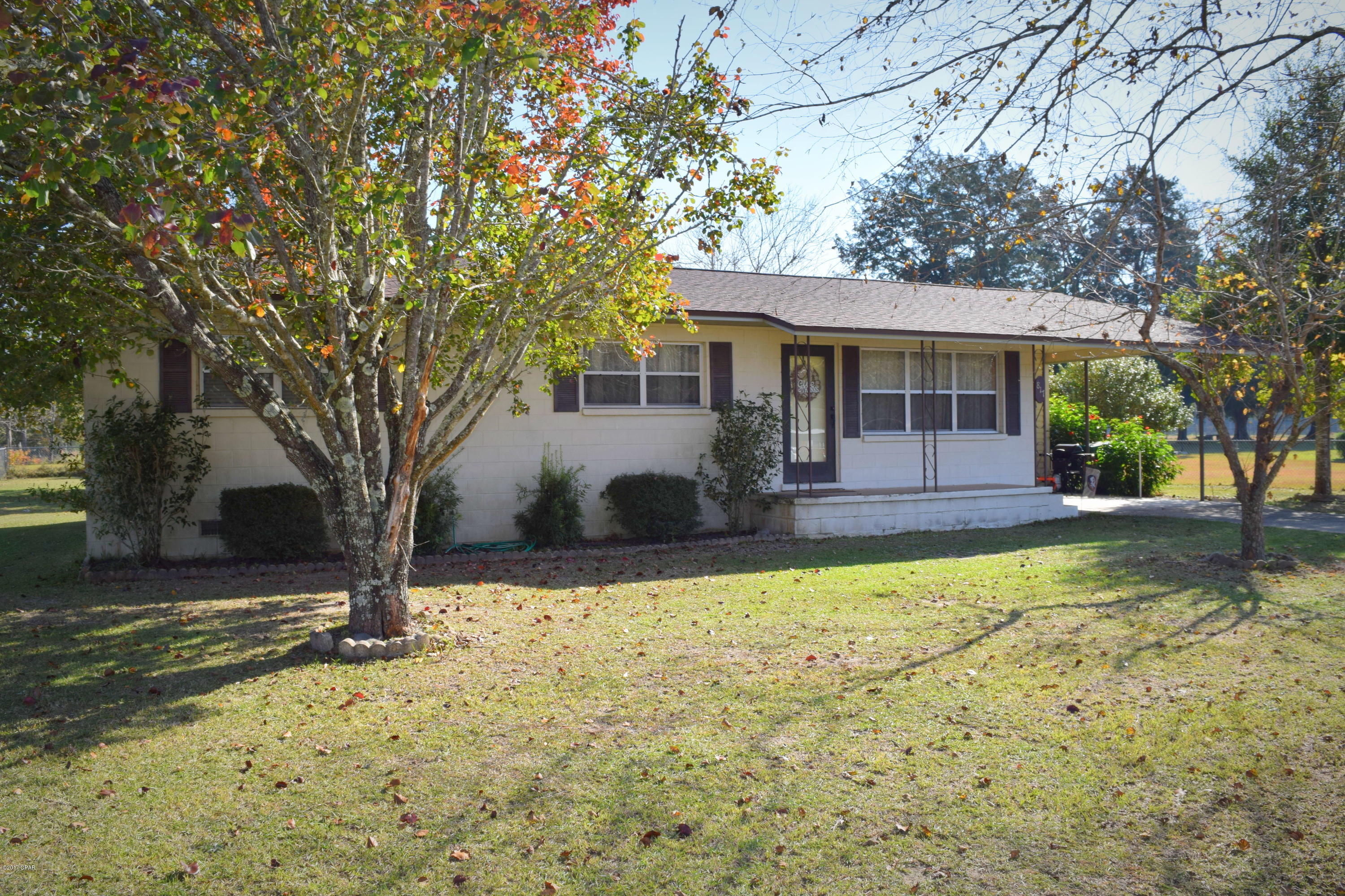 817 Maple Street Chipley, FL 32428 - Photo 1 of 17 Gallery Image 1