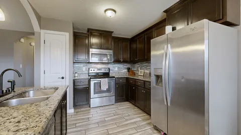 $312,599 | 1175 Freedom Drive, Clarksville, TN 37042