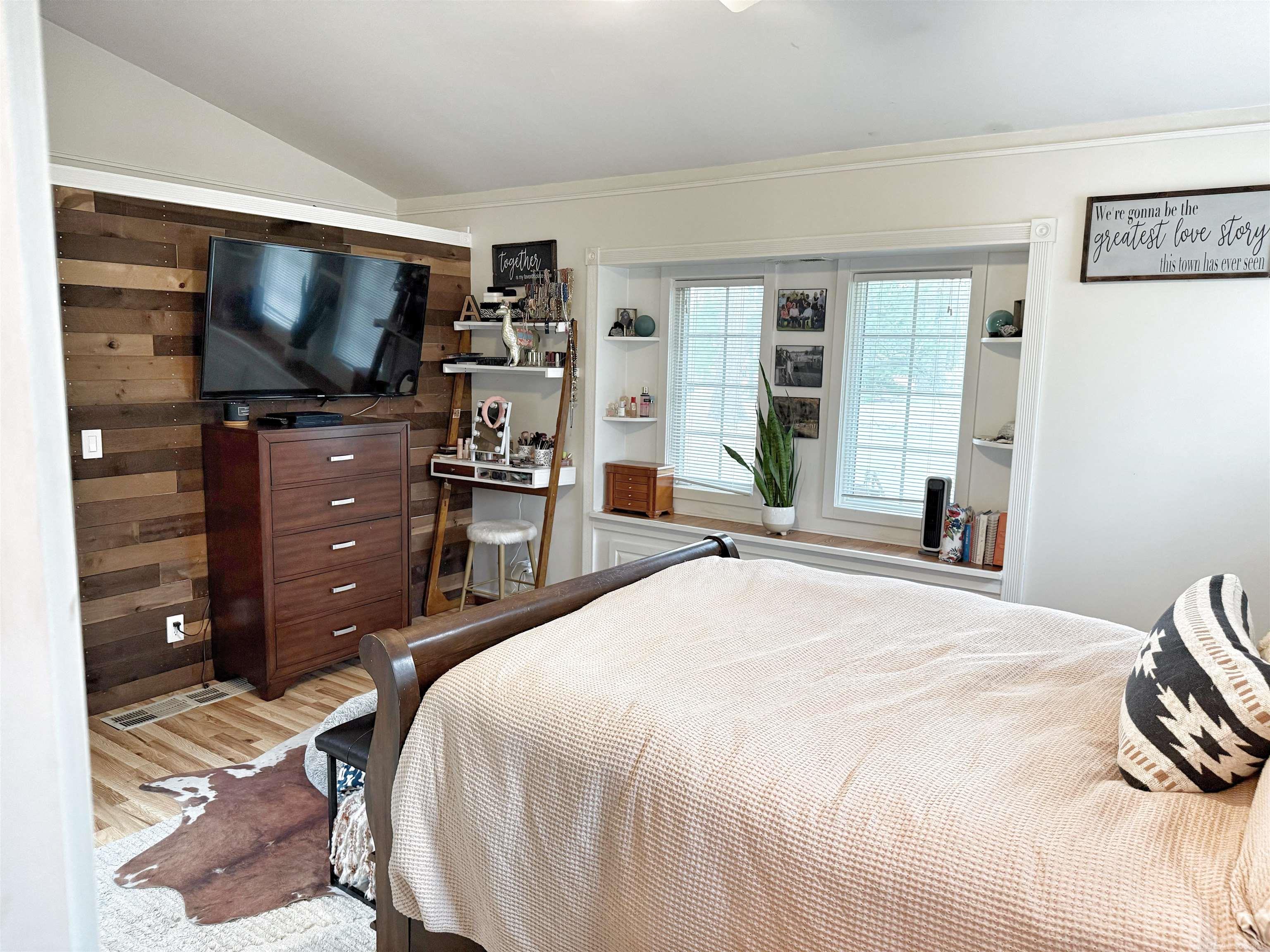 3469 Hazelton Avenue Rochester, MI 48307 - Photo 22 of 32 50172957-06406f19-fd41-46c6-8938-8e9c52d0acbc.JPG