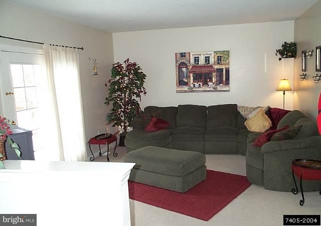 3113 Wheatlyn Road, Unit 22 York, PA 17402 - Photo 4 of 9 Gallery Image 4