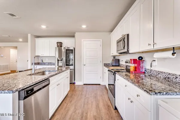 $2,300 | 10429 Willow Leaf Drive, Gulfport, MS 39503