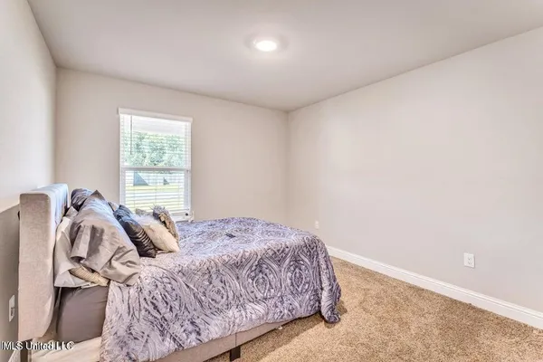 $2,300 | 10429 Willow Leaf Drive, Gulfport, MS 39503