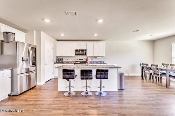 $2,300 | 10429 Willow Leaf Drive, Gulfport, MS 39503