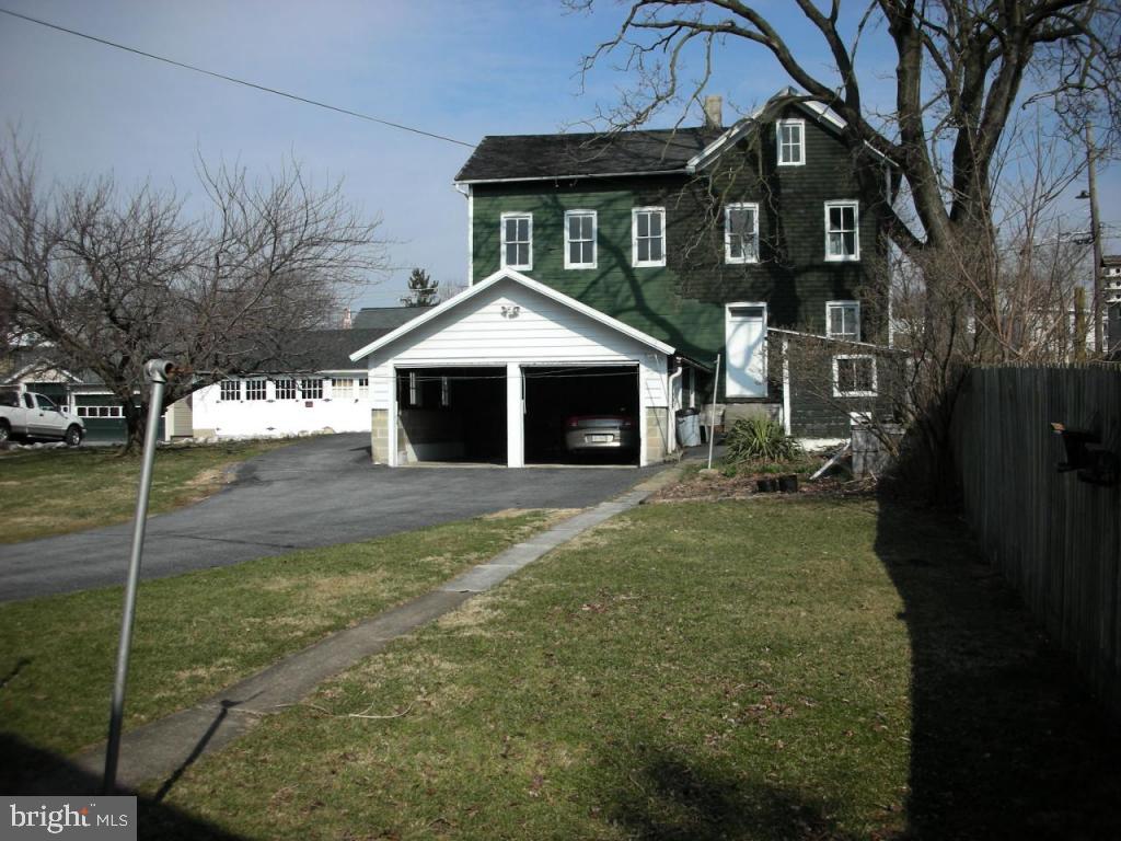 25-27 Front Street Lititz, PA 17543 - Photo 4 of 15