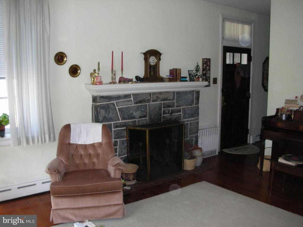 25-27 Front Street Lititz, PA 17543 - Photo 7 of 15