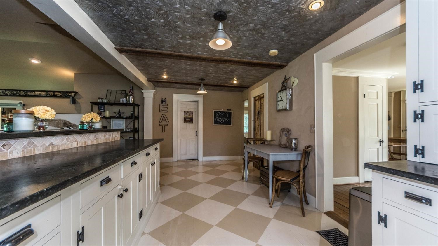 6205 North Ridge Road Canton, MI 48187 - Photo 13 of 37 Photo 13