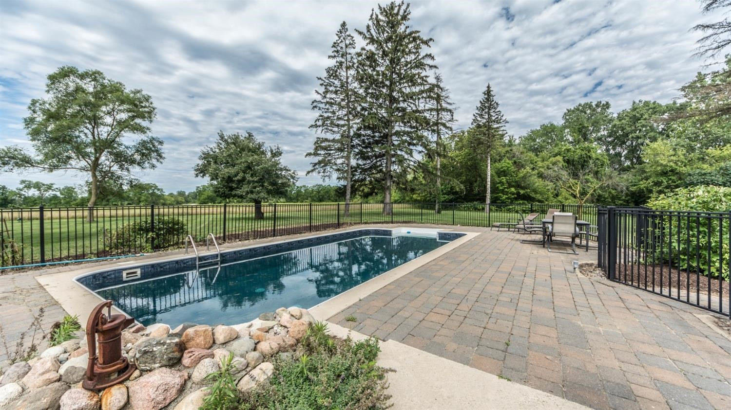 6205 North Ridge Road Canton, MI 48187 - Photo 8 of 37 Photo 8