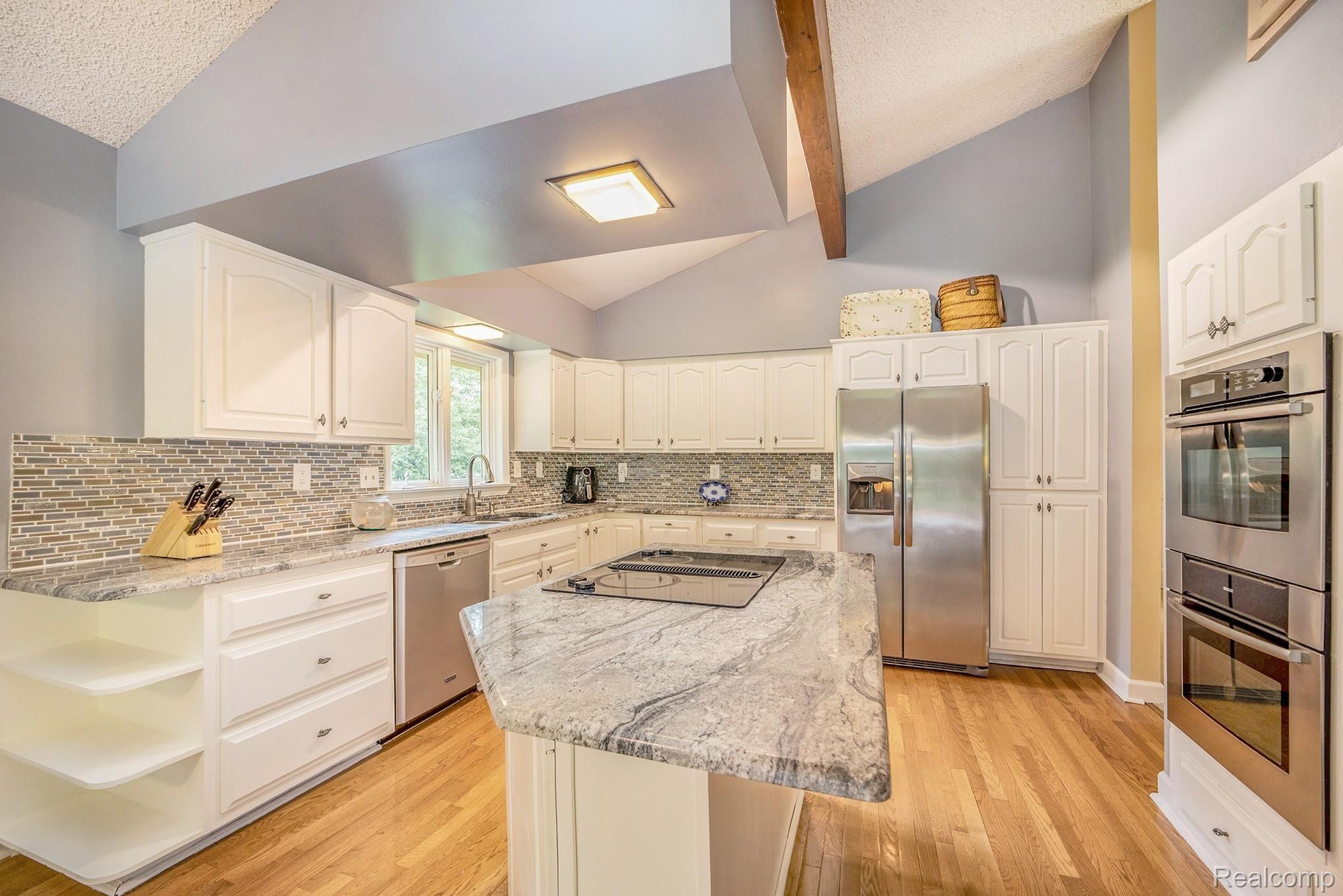 362 Randolph Road Rochester, MI 48309 - Photo 16 of 36 Photo (17).jpg