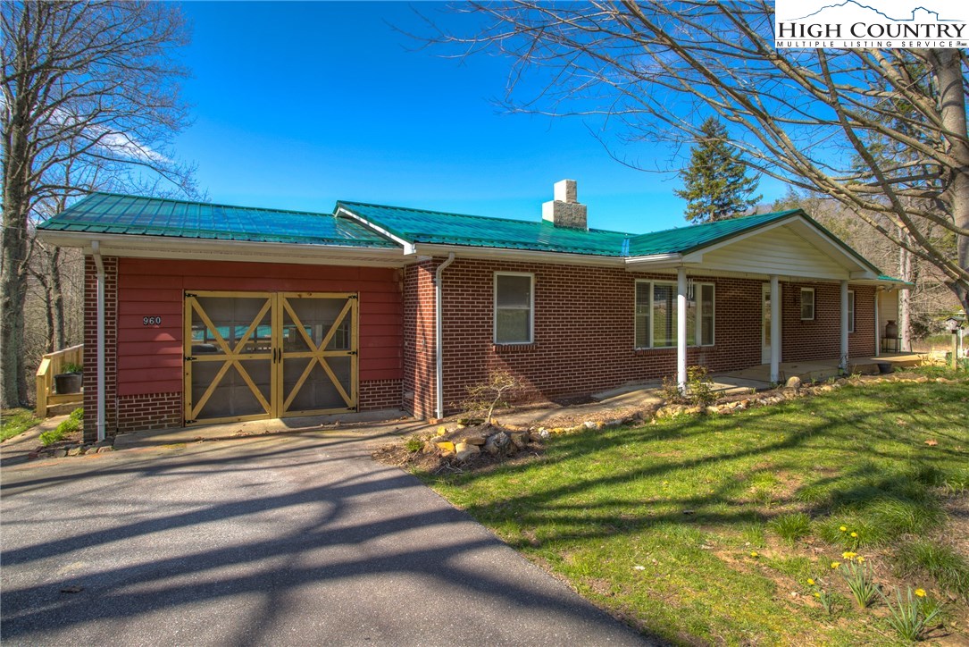 960 Hodges Gap Road Boone, NC 28607 - Photo 2 of 30 Gallery Image 2