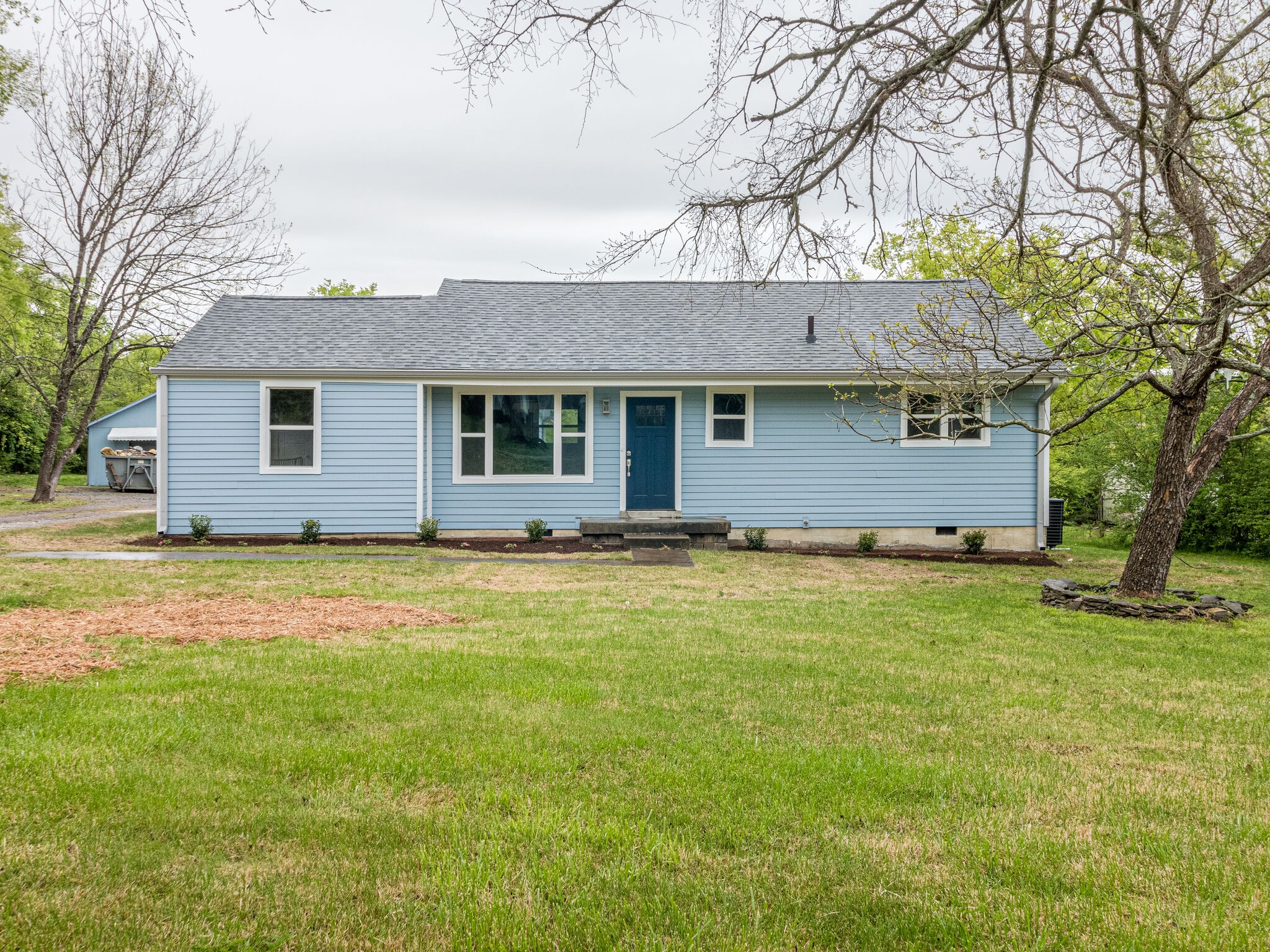829 Neelys Bend Road Madison, TN 37115 - Photo 1 of 25