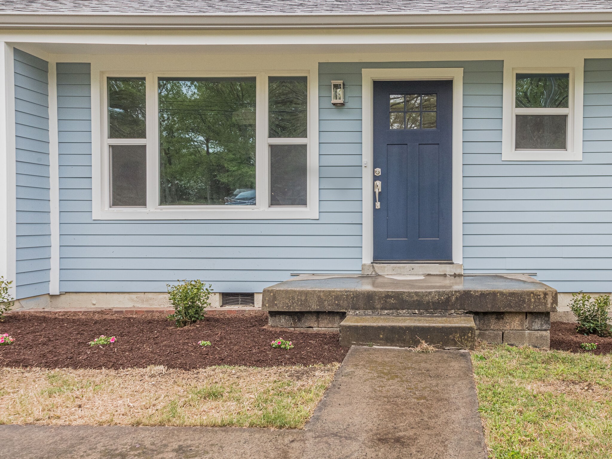 829 Neelys Bend Road Madison, TN 37115 - Photo 2 of 25