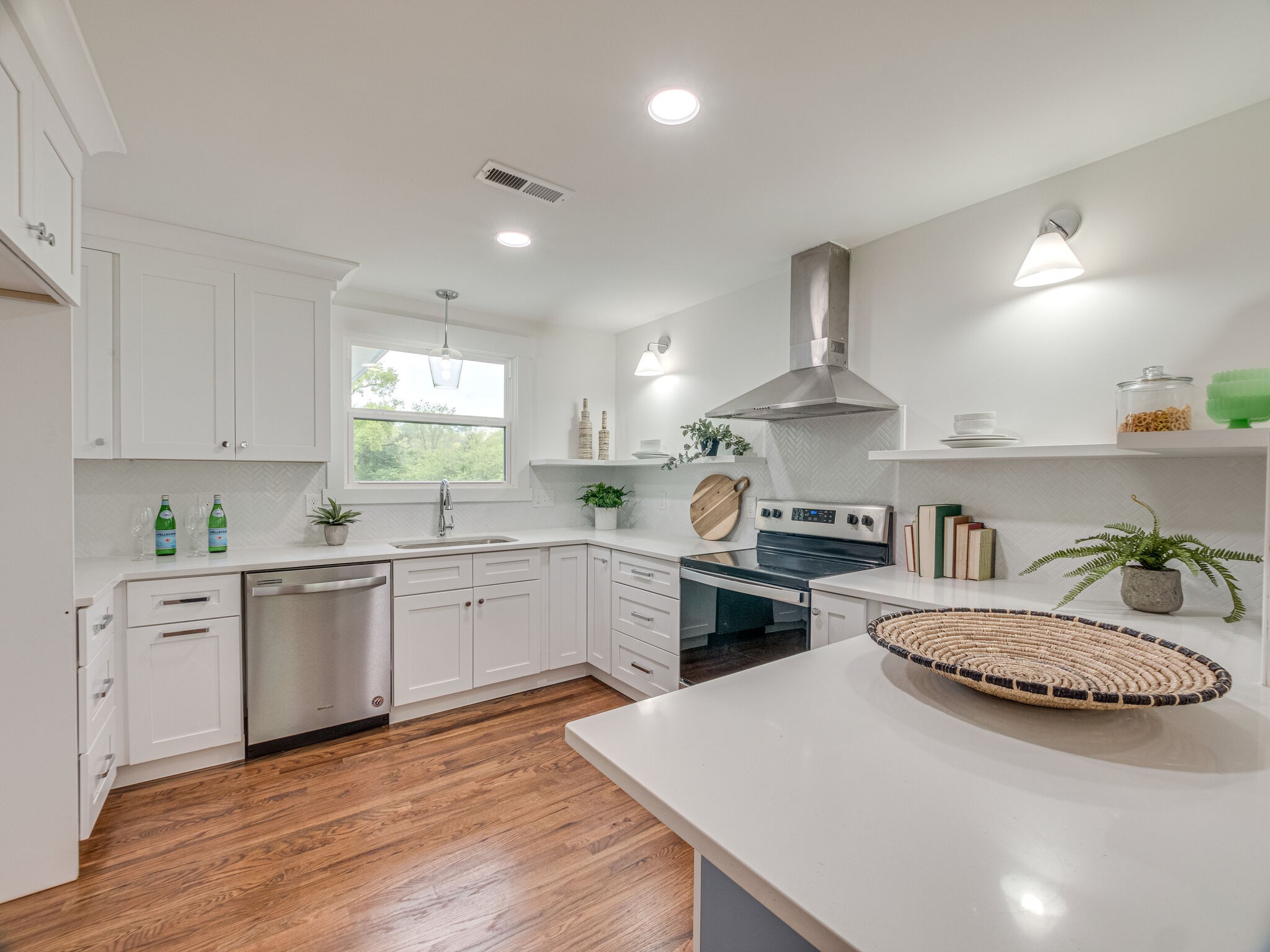 829 Neelys Bend Road Madison, TN 37115 - Photo 8 of 25