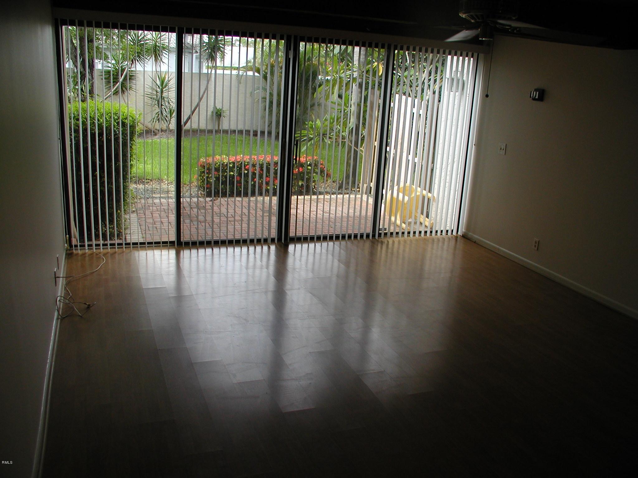 4601 Northwest 2nd Avenue, Unit 810 Boca Raton, FL 33431 - Photo 5 of 23 P7080404