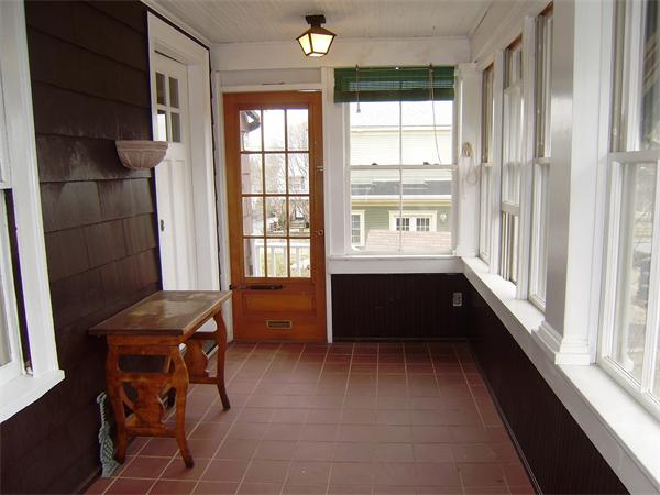 54 Osborne Road Medford, MA 02155 - Photo 3 of 24 Gallery Image 3