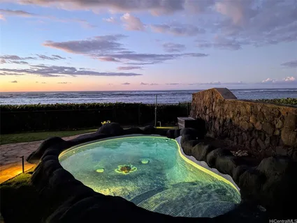 $3,750,000 | 68-235 Au Street, Waialua, HI 96791