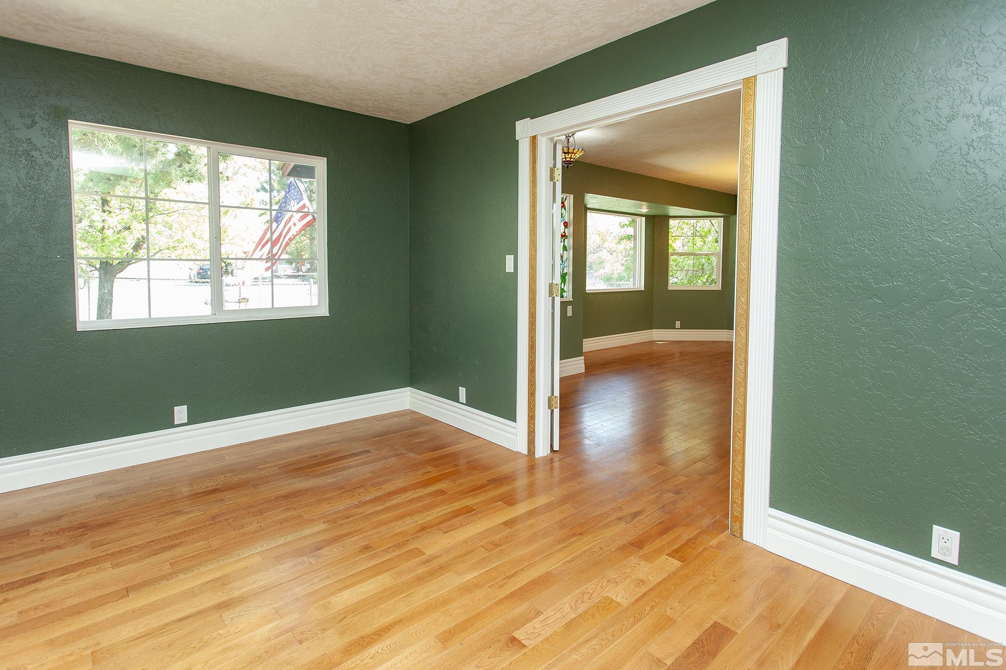 11670 Mistletoe Street Reno, NV 89506 - Photo 8 of 40 Photo 8