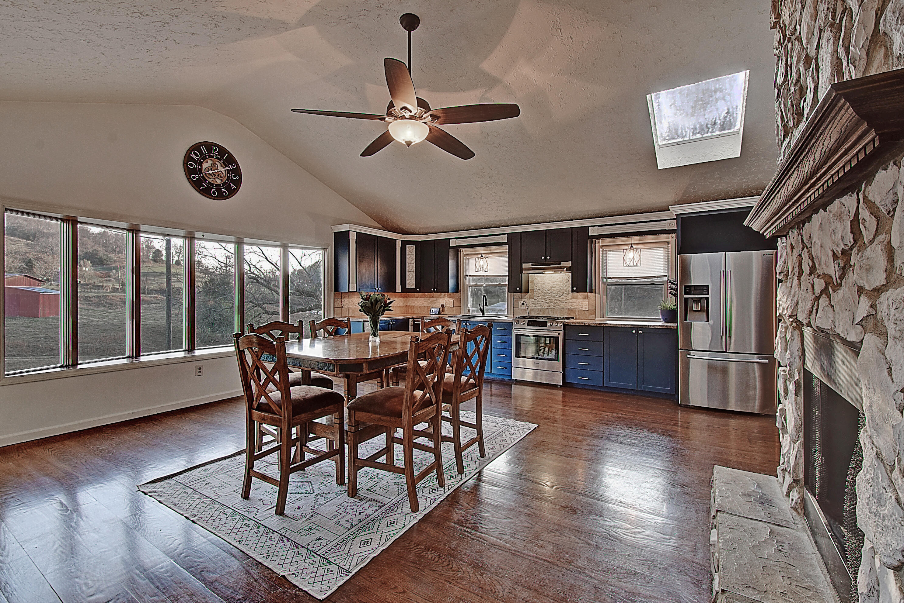 391 Cold Springs Road Blountville, TN 37617 - Photo 11 of 102 DSC_0046And8more