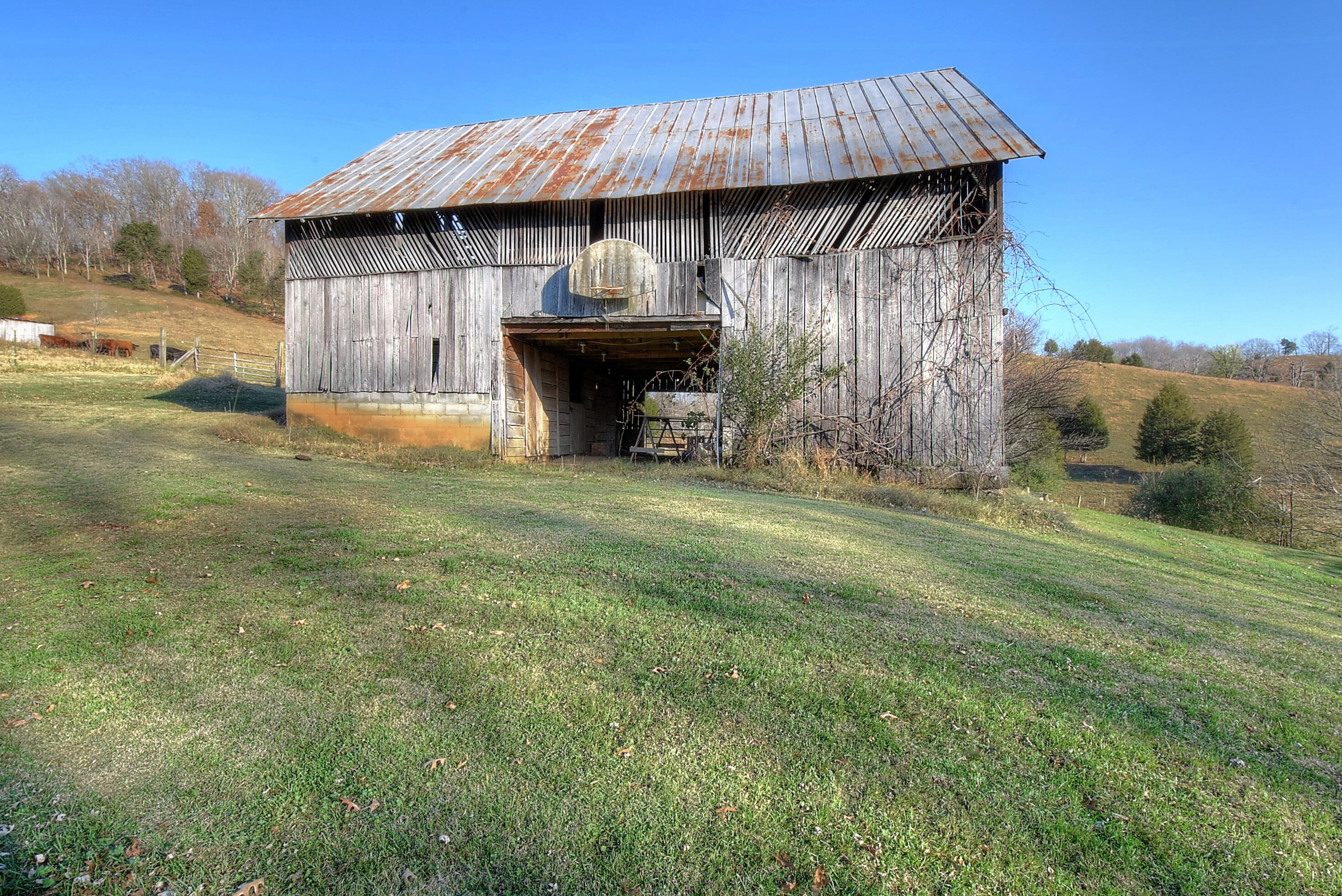391 Cold Springs Road Blountville, TN 37617 - Photo 59 of 102 DSC_0466_67_68_69_70_71