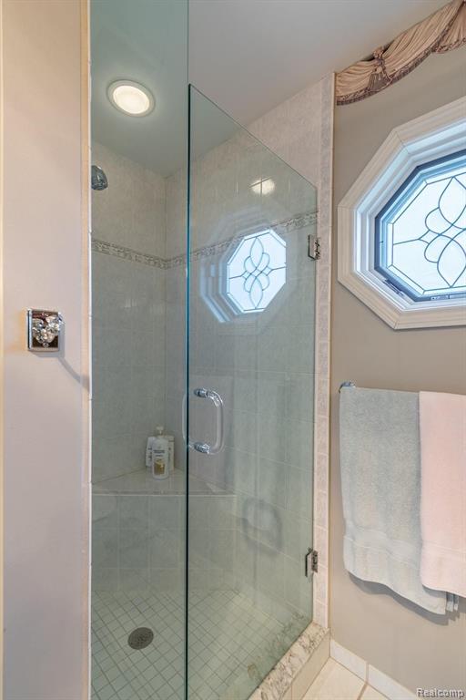 2231 Crystal Drive, Unit 25 Rochester Hills, MI 48309 - Photo 21 of 41