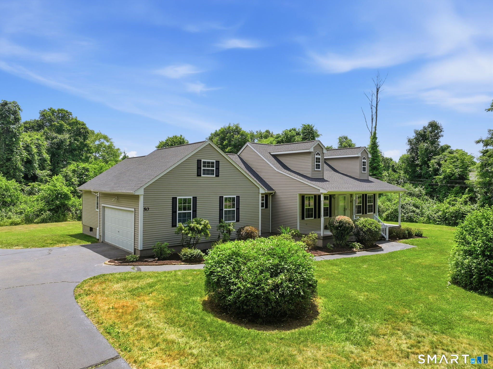 50 Hoskins Road Bloomfield, CT 06002 - Photo 2 of 39