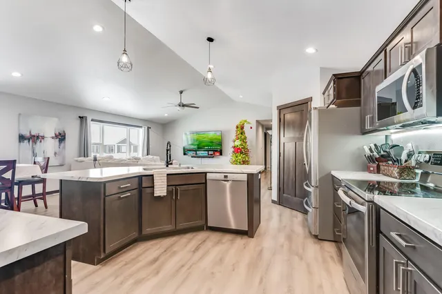 $464,900 | 2007 Spakenburg Road, Holmen, WI 54636